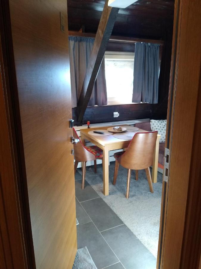 Megi Apartman - Konaci Maglic コパオニク エクステリア 写真